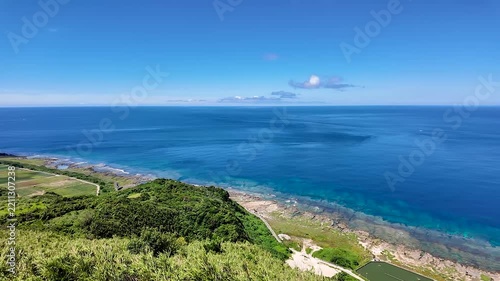 久米島の比屋定バンタ展望台から見る南シナ海のパノラマ