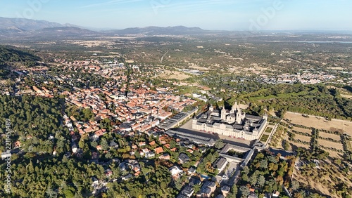 Obraz na plátně Aerial view of the El Escorial Monastery, Sierra de Guadarrama, Madrid; a landma