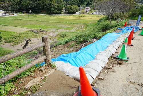 土砂崩れ