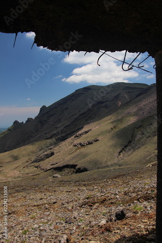 鷲ヶ峰 虎ヶ峰 阿蘇山 高岳 中岳 仙酔峡 火口東展望所 熊本県 岩稜 絶景 背景素材