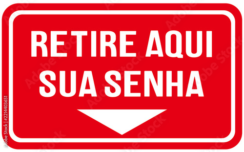 Sign in red color that says in Portuguese : Get your password here