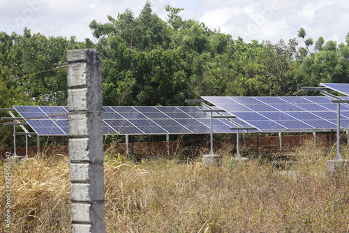 Placas de painéis solares em Usina de energia solar