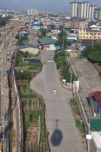 Obraz na plátně Riding the Tianmenshan Cableway with panoramic view of the downtown buildings, r