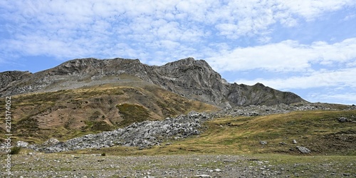 Les Pyrénées sur la route du col du Pourtalet