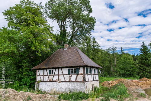 Baufälliges Fachwerkhaus, Roggenburg, Bayern, Deutschland