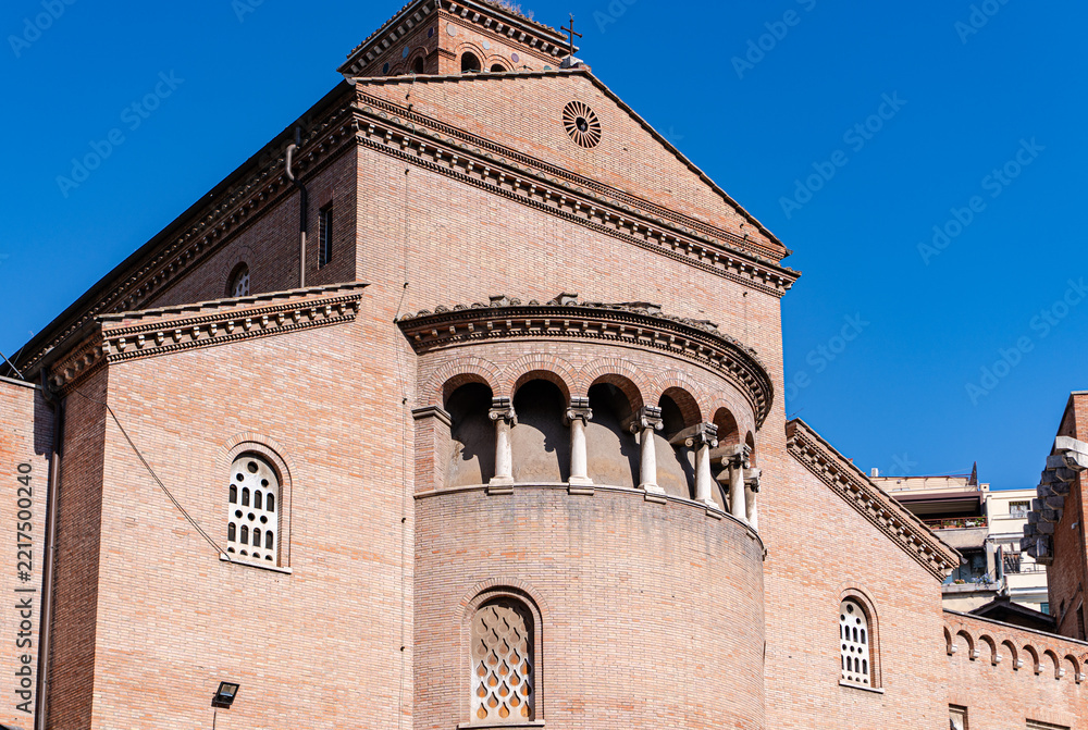 Fototapeta premium Architectural decor of the building in historical part of Rome