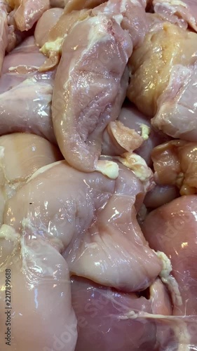 fresh raw chicken	
