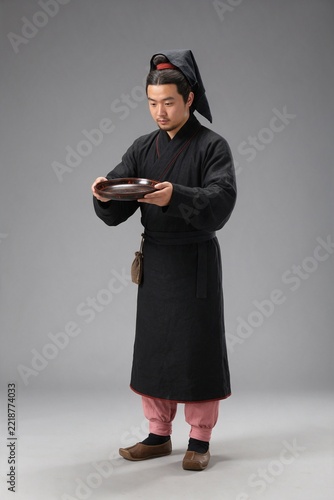 Chinese Qin Dynasty Xianyang Palace Attendant Holding a Lacquer Tray