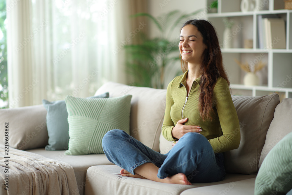 Naklejka premium Young woman with good bowel tract smiling