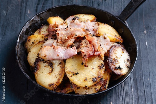 rustic skillet potatoes with bacon