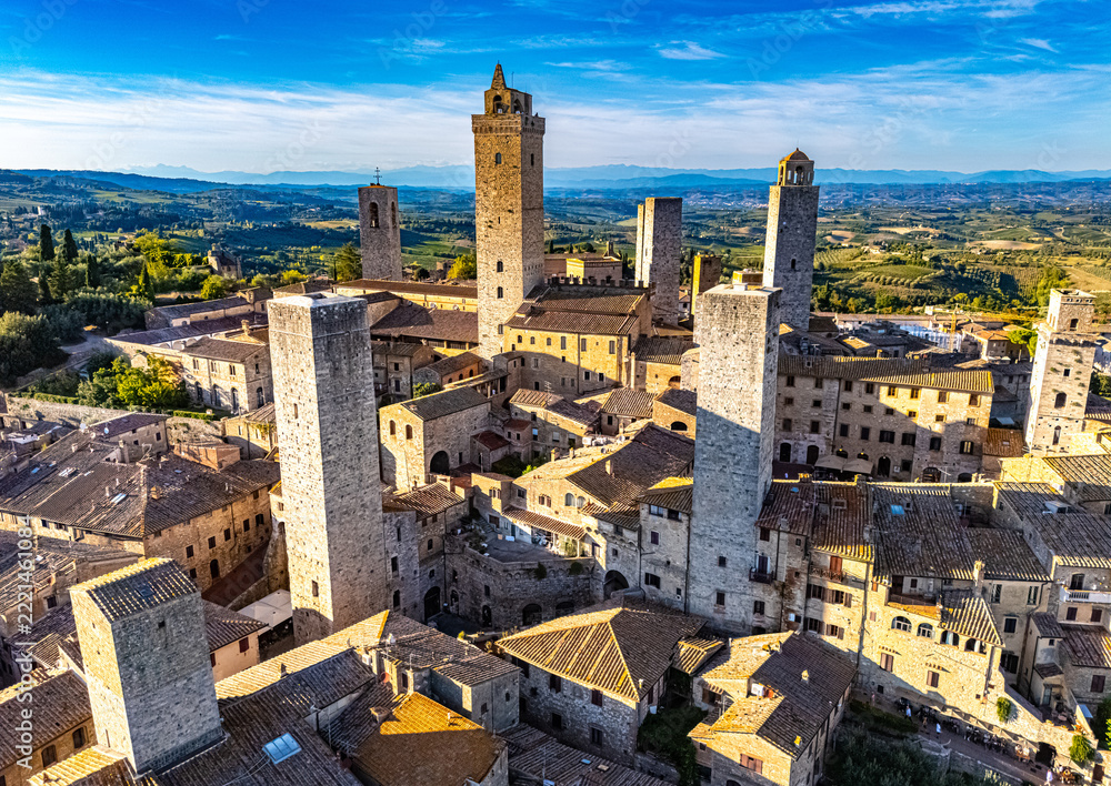 Naklejka premium Aerial view of San Gimignano, Tuscany, Italy