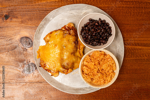 Grilled chicken with rice and beans