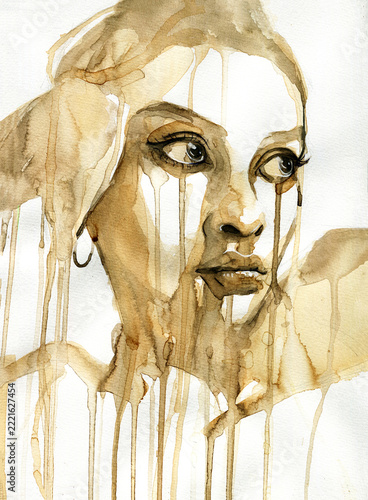 Ritratto artistico ad acquerello e caffè di donna con grandi occhi espressivi, pittura astratta monocromatica color seppia con vistose colature fluide d'inchiostro ed effetto pianto o lacrime