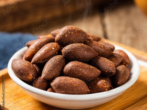 peanuts in a bowl
