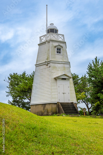 旧酒田灯台｜日和山公園に保存された明治時代の木造六角洋式灯台