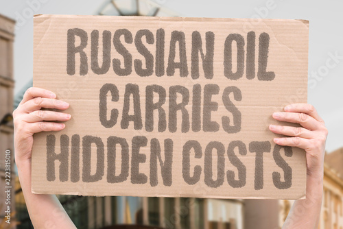 Fotografie "Russian oil carries hidden costs" Energy purchases have unseen dangerous consequences