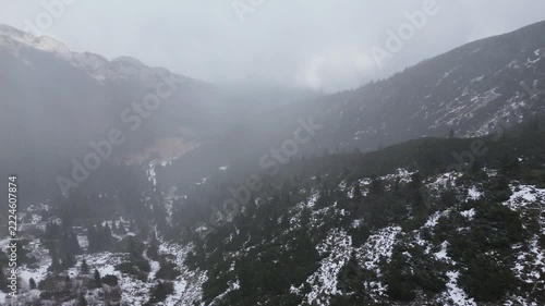 Polanda Kondratowa in early winter
