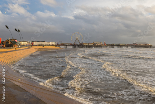 blackpool-central-pier-waves-and-sea-defences