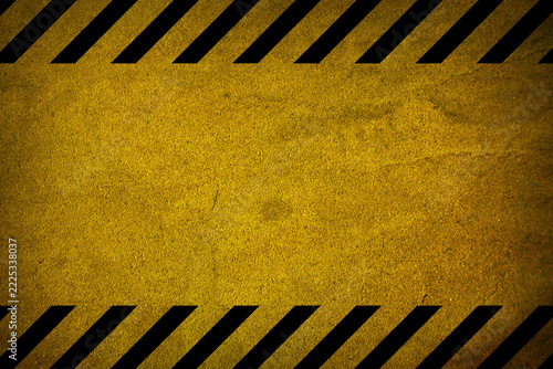 Yellow and black industrial hazard background featuring diagonal warning stripes. For industrial banners, warning signs, construction graphics, hazard-themed designs, and urban poster layouts.