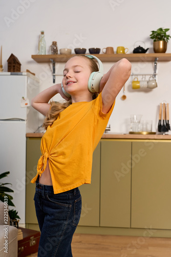 Cozy weekends spent in a bright kitchen enjoying music and relaxation