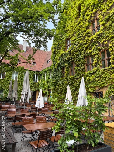 Blick in die Altstadt von Augsburg in Bayern	
