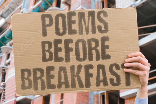 Fotografie "Poems before breakfast" Daily morning verse habits start quiet, creative, caffeinated routines