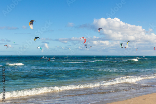 Kitesurf a Corralejo, Fuerteventura Canarie