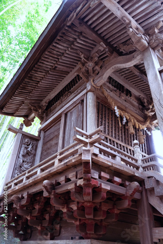 Fotografie 大工さん歓喜のアングル（神社）