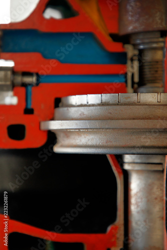 Mechanical model reveals internal gears and shafts in cross-section
